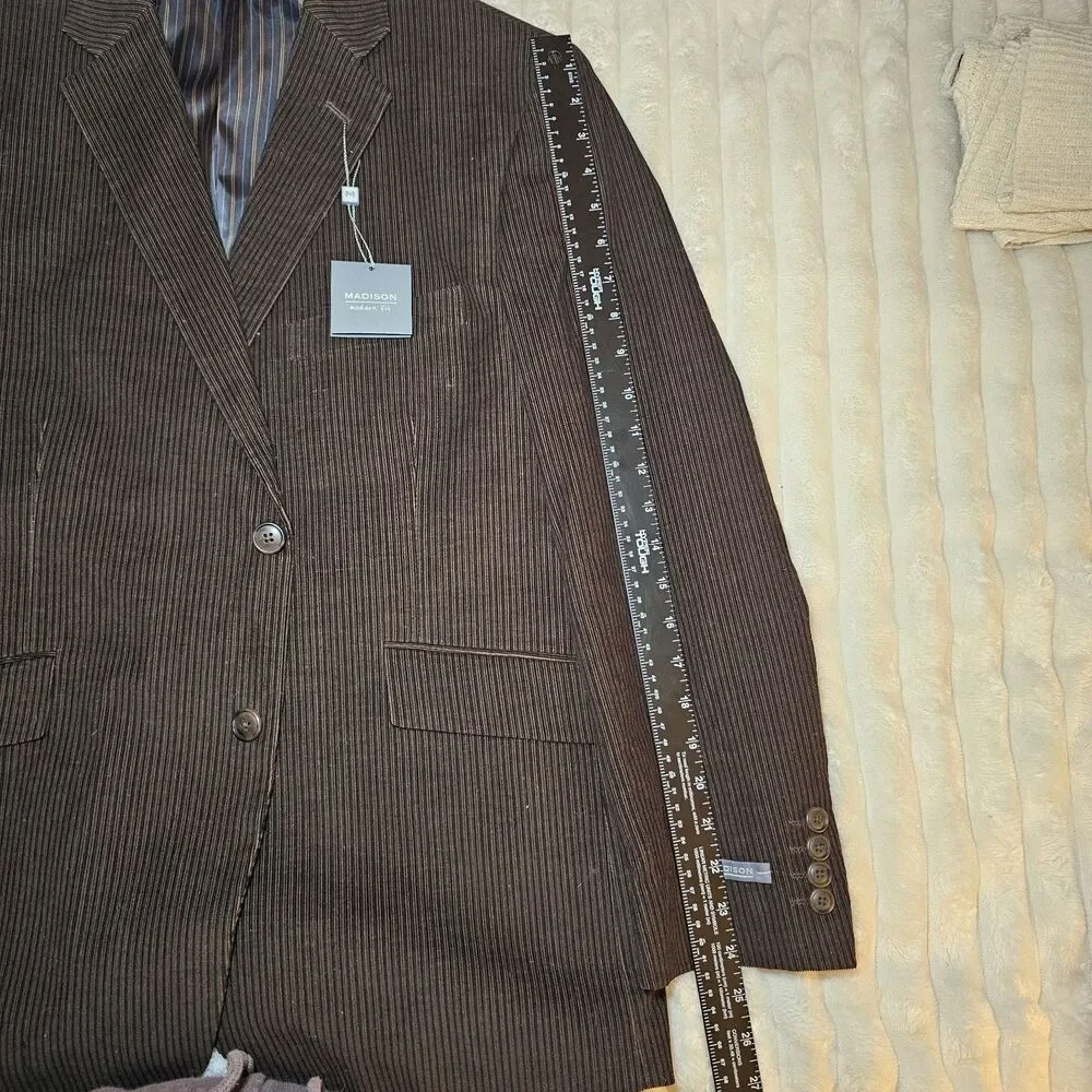 Madison Corduroy Pinstripe Brown Sport Coat Mens 44S NWT